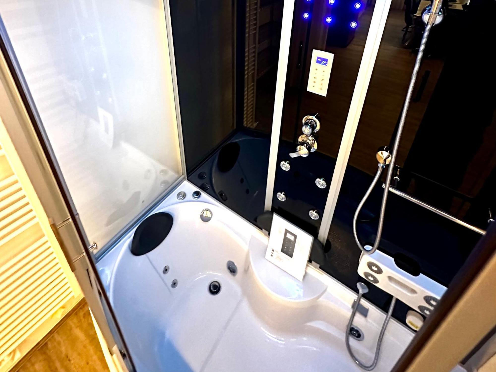 Beefree Whirlpoolsuite34-Free Parking & Fast Internet باساو المظهر الخارجي الصورة